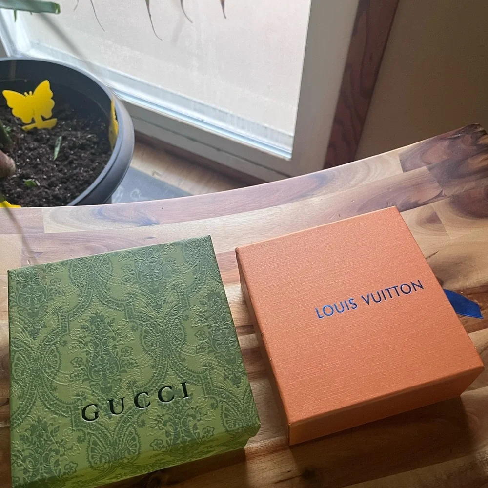 Louis Vuitton Brown Belt with Silver Buckle - Picture 2 of 2